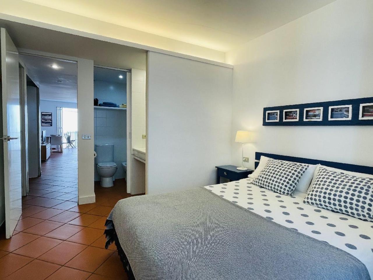 Tamariu Beach 1: Beachfront Wifi Up To 6 Ppl Exterior photo