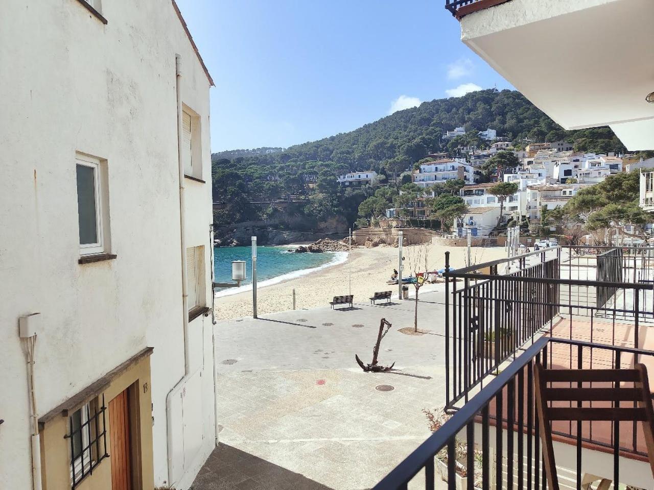 Tamariu Beach 1: Beachfront Wifi Up To 6 Ppl Exterior photo