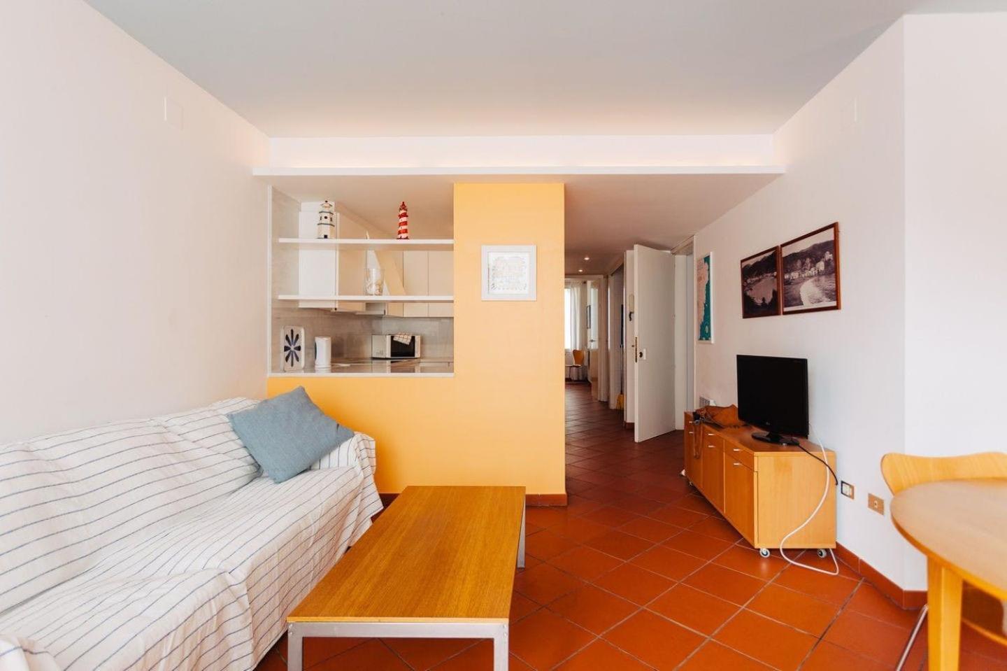 Tamariu Beach 1: Beachfront Wifi Up To 6 Ppl Exterior photo