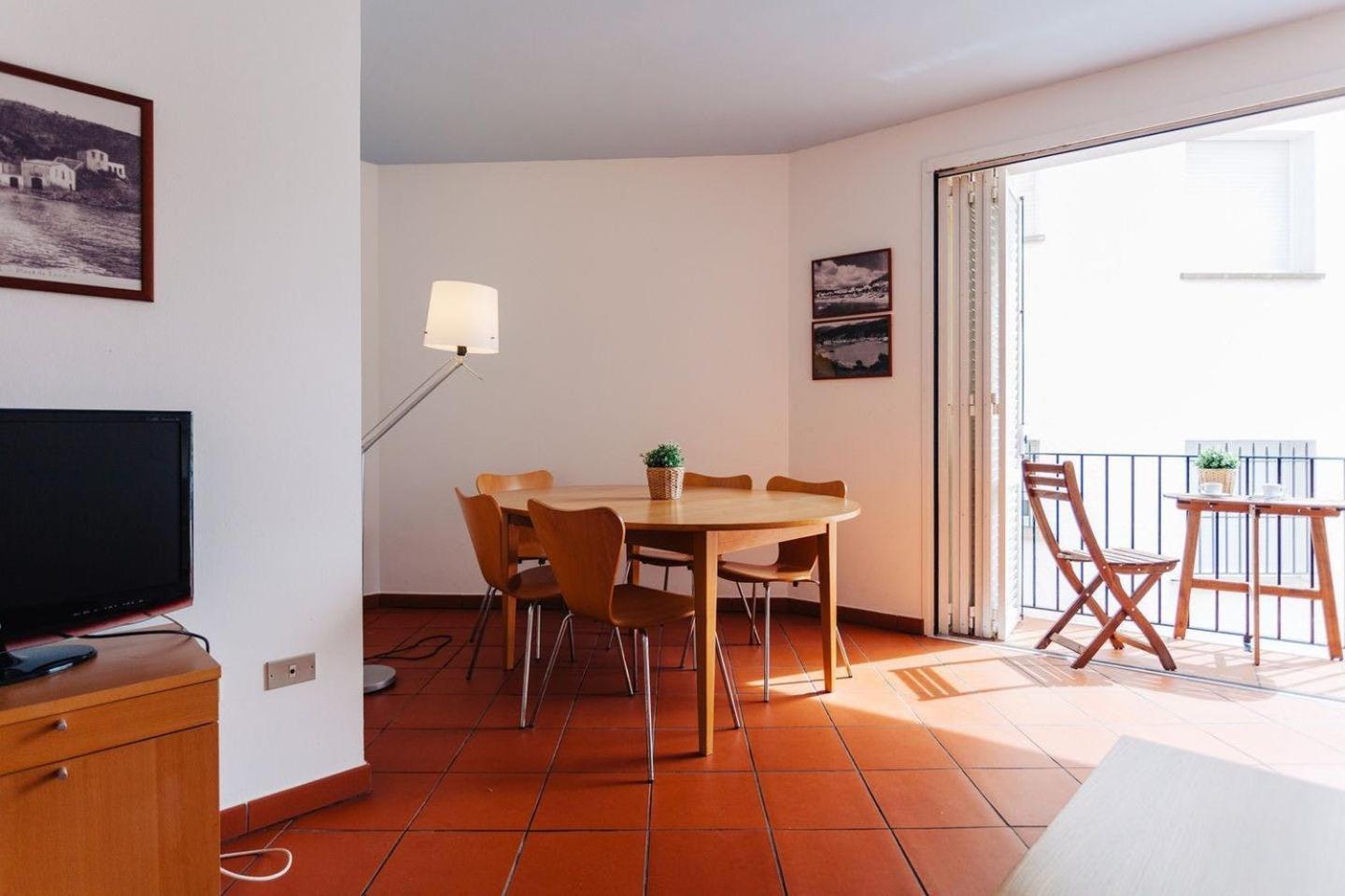 Tamariu Beach 1: Beachfront Wifi Up To 6 Ppl Exterior photo